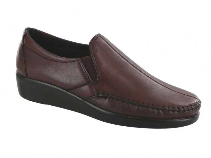 SAS Dream - Women's Slip On Shoe Wine (WIN)