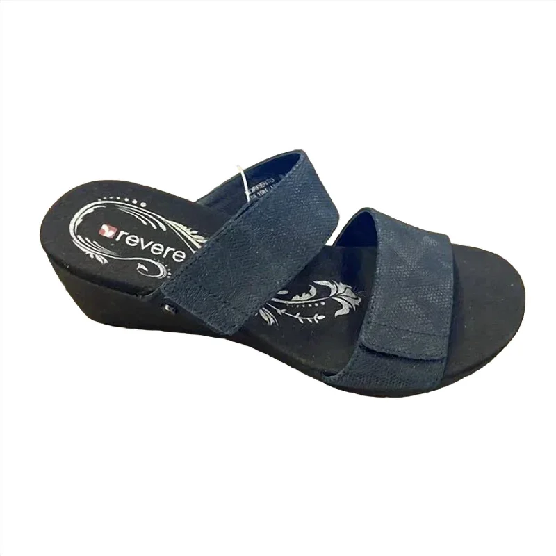 Women's Sorrento Wedge Sandal In Black Angle