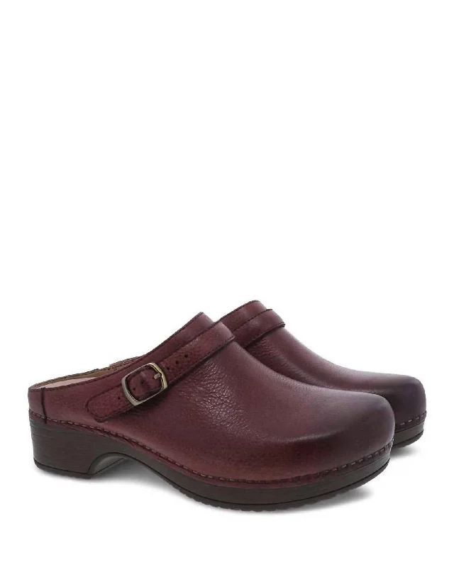 Women's Berry Nubuck Convertible Mule In Ruby